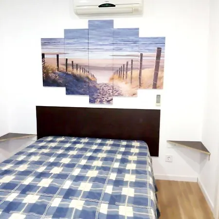 One Bedroom Bungalow With Shared Pool Enclosed Garden And Wifi At *
