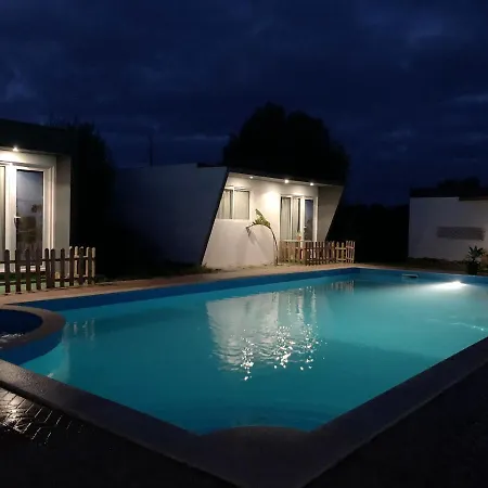 Сasa de vacaciones One Bedroom Bungalow With Shared Pool Enclosed Garden And Wifi At Silves