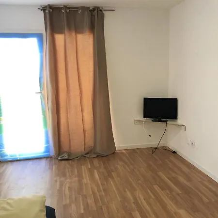 Сasa de vacaciones One Bedroom Bungalow With Shared Pool Enclosed Garden And Wifi At