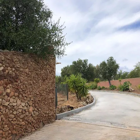 One Bedroom Bungalow With Shared Pool Enclosed Garden And Wifi At Сasa de vacaciones *